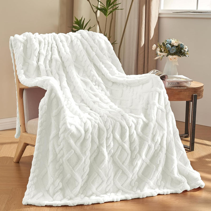 White Fleece Blanket For Couch - Super Soft Cozy Luxury Throw Blankets For Wom