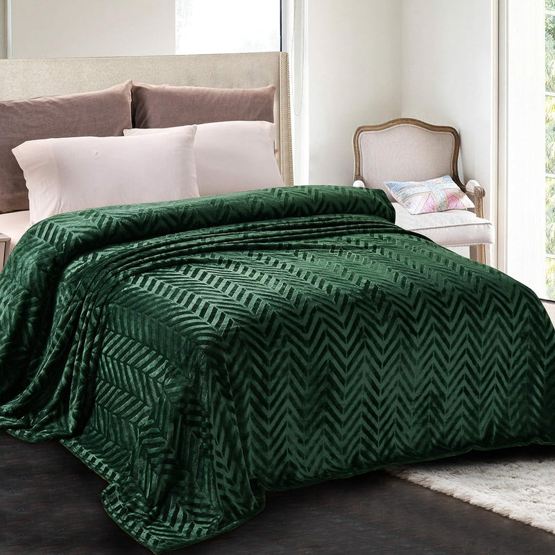 Flannel Fleece Queen Size Bed Blanket, Soft Velvet Lightweight Bedspread Plush Fluffy Coverlet Chevron Design Decorative Blanket For All Season, 90X90 Inch, Deep Green