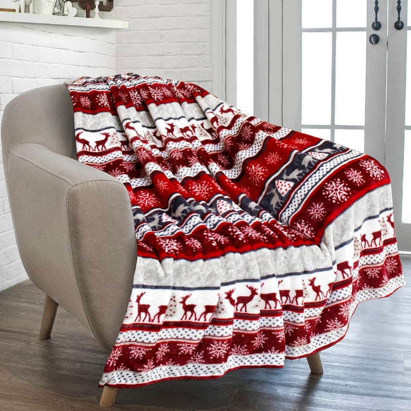 Christmas Throw Blanket | Holiday Christmas Reindeer Snowflakes Fleece Blanket