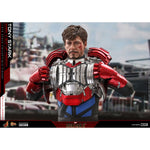 Hot Toys Marvel Tony Stark Mark V Suit Up Deluxe Sixth Scale Figure NEW IN STOCK