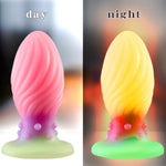 Glowing Silicone Anal Plug Dilator Adult Sex Toys With Granule Texture Waterproof Soft Odorless Suction Cup Ideal For Long-Term Wear Anal Expansion Intimate Pleasure (S)