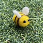 25Pcs Wool Felt Bumblebees for Room Decor and DIY Craft Accessories