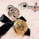 Hollowed-Out Sex Toys Flower Bell Anal Plug Erotic Products Delicate Bow Metal Anal Plug(Gold)