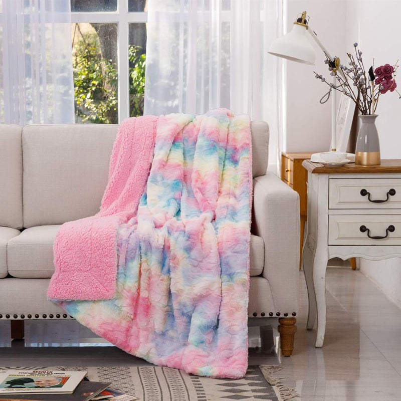 Faux Fur Throw Blanket, Super Soft Fuzzy Lightweight Luxurious Cozy Warm Fluff