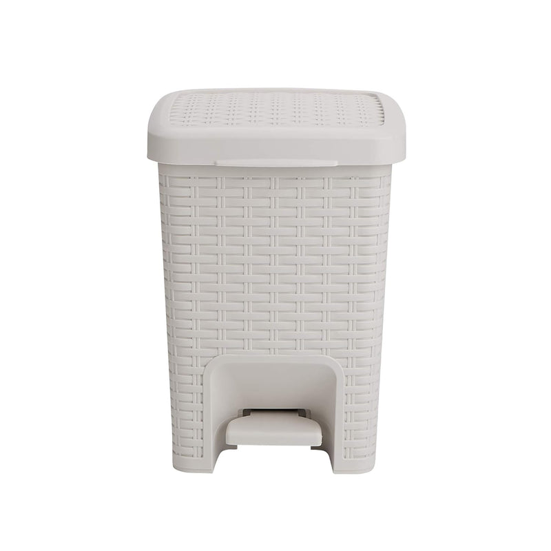 Mind Reader Basket Collection, Trash Can, 5.5 Liter Capacity, Attached Hinged Li