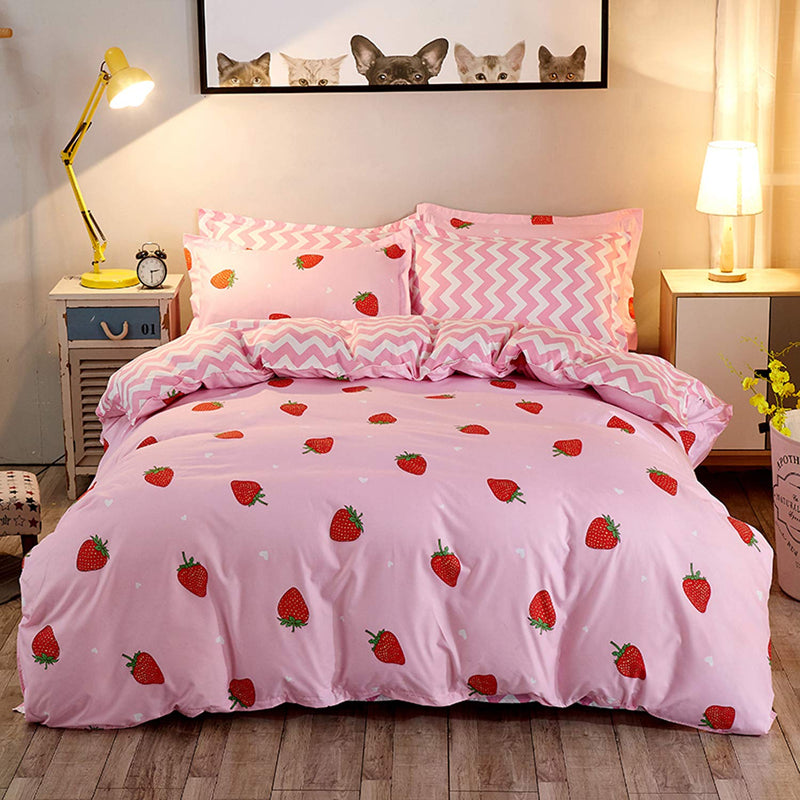 Strawberry Bedding, Kawaii Room Decor Bedding Sets For Women Girls Kids Kawaii