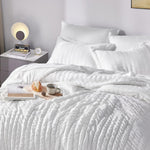 Full/Queen Bed In A Bag White Seersucker Comforter Set With Sheets 7-Pieces All Season Bedding Sets With Comforter, Pillow Sham, Flat Sheet, Fitted Sheet And Pillowcase