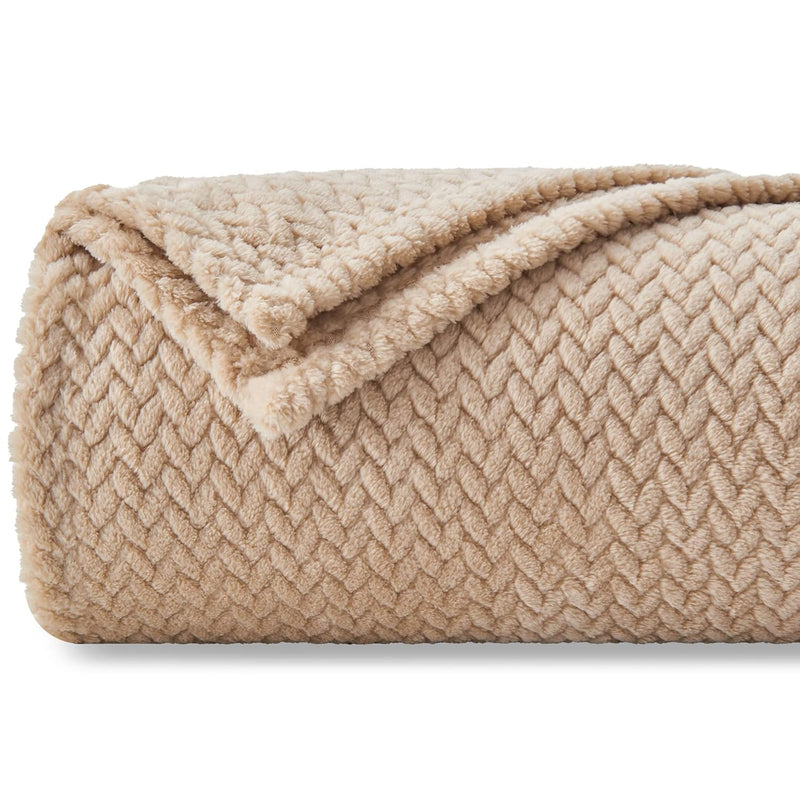 Super Soft Throw Blanket Brown Premium Silky Flannel Fleece Leaves Pattern Lig