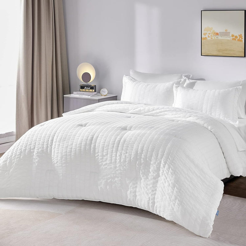 Full/Queen Bed In A Bag White Seersucker Comforter Set With Sheets 7-Pieces All Season Bedding Sets With Comforter, Pillow Sham, Flat Sheet, Fitted Sheet And Pillowcase
