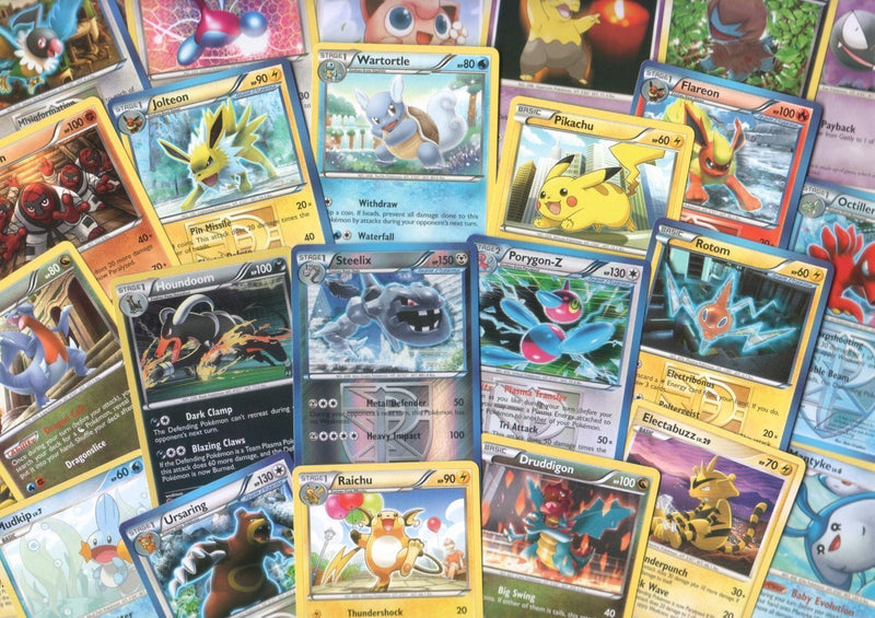 100 Assorted Pokemon Trading Cards With 7 Bonus Free Holo Foils