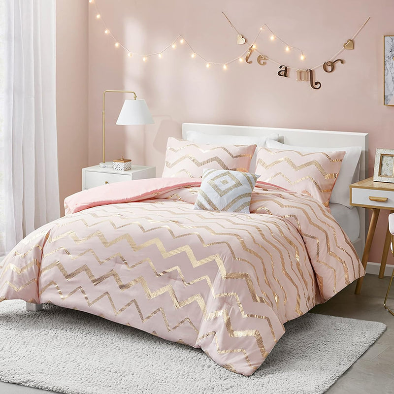 Ziggy Pink / Rose Gold Comforter Set For Full/Queen Size Bed, Metallic Print T