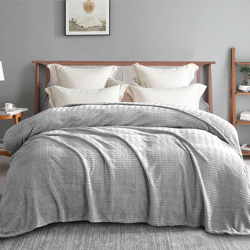 King Size Flannel Fleece Blanket, 90X104 Inches Soft Jacquard Weave Wave Patte