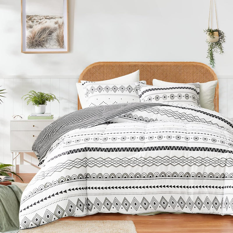 3 Pcs Farmhouse Comforter Set Full Queen Modern Boho White, Bohemian Aztec Geo